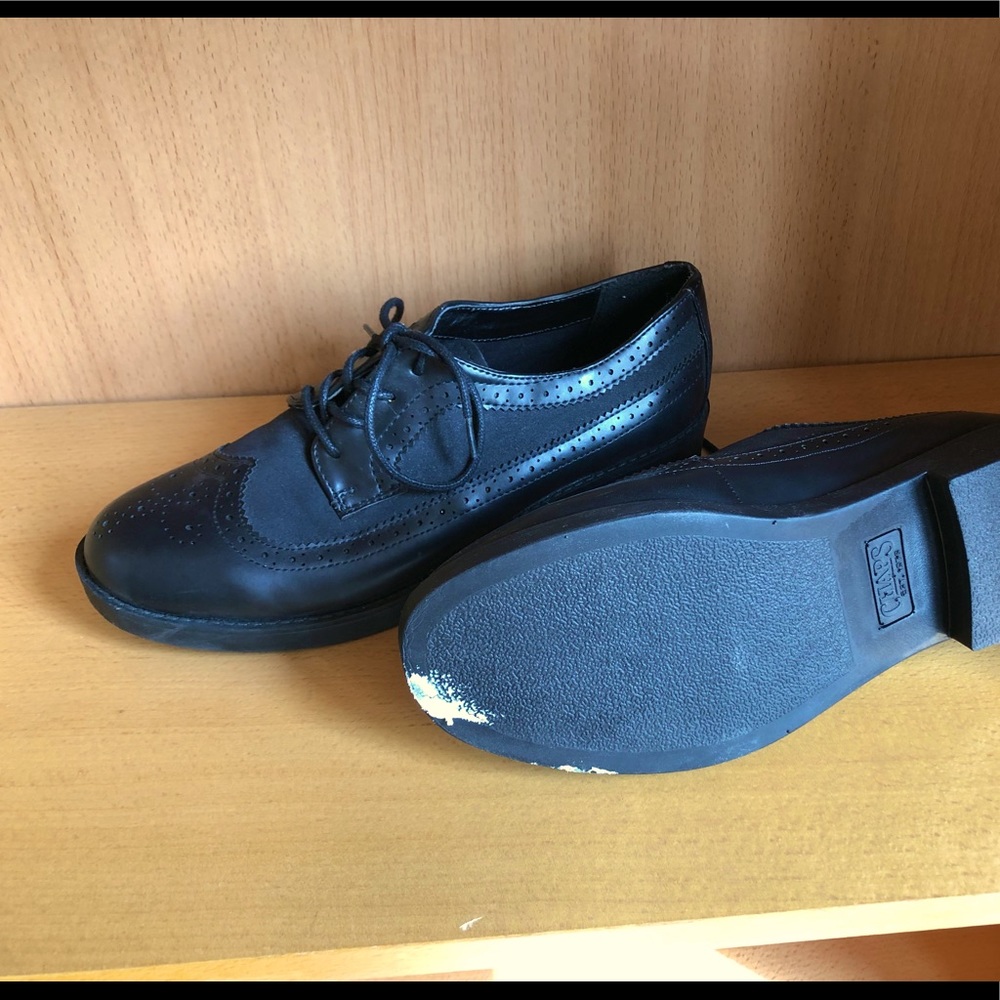 NWT Oxford Wingtip Loafers